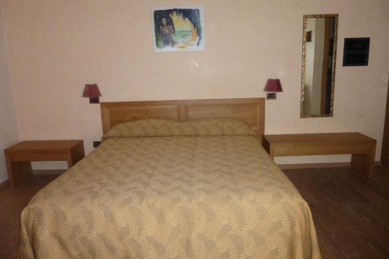 Hotel 99 Cannelle Л'Акуила Экстерьер фото