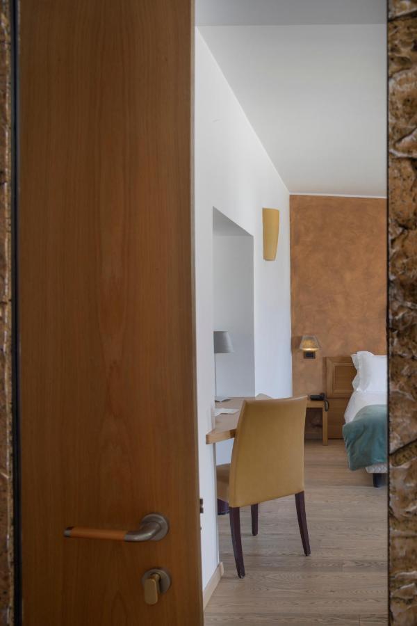 Hotel 99 Cannelle Л'Акуила Экстерьер фото